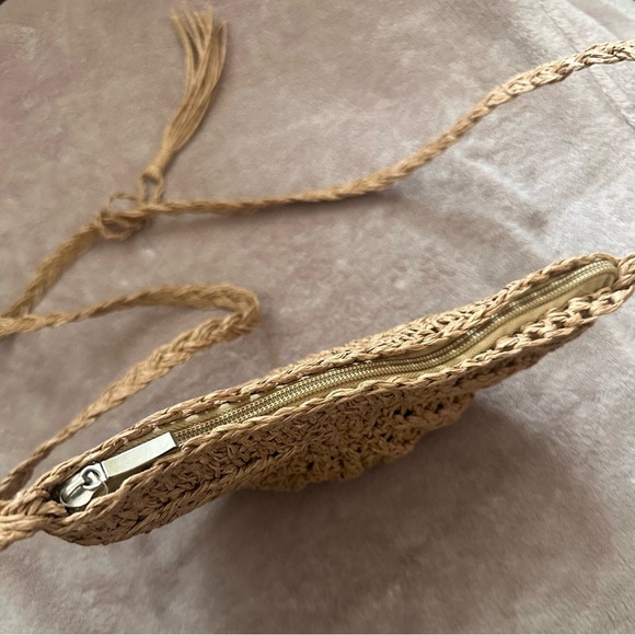 Rattan Straw Shoulder Purse - Picture 3 of 4
